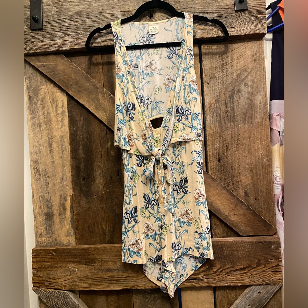 O’Neil sleeveless summer romper medium